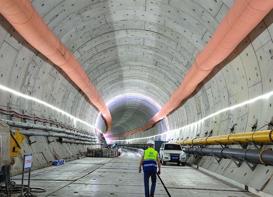 Tunnel