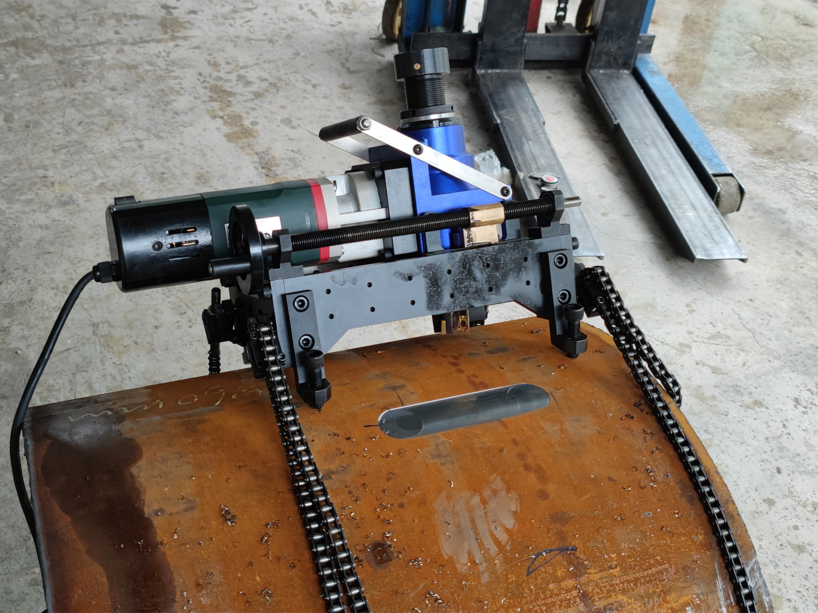 Weld bead shaver milling machine